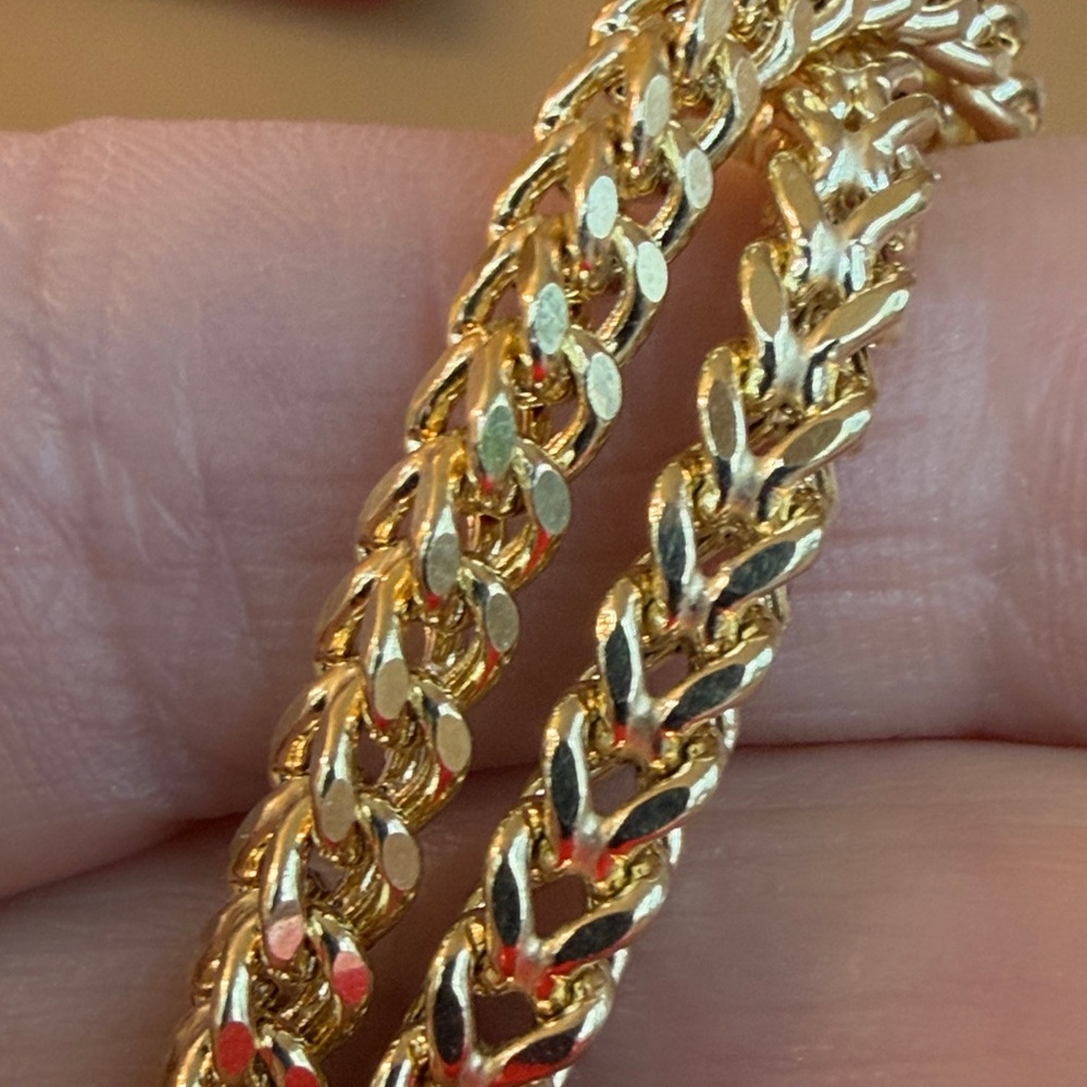 14 karat gold Cuban boxed chain - Picture 6 of 8